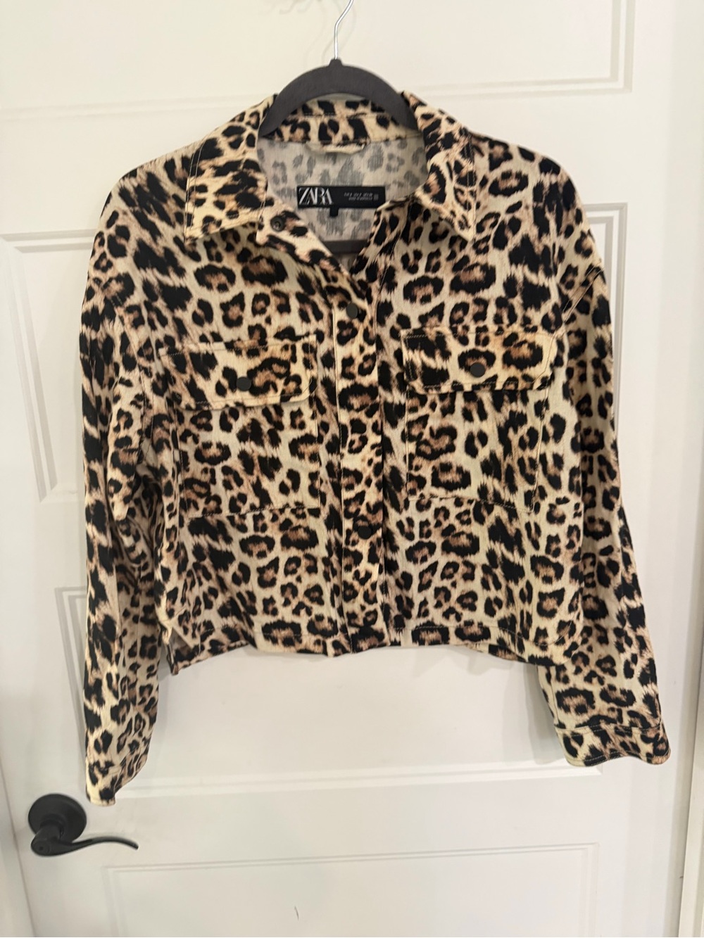 ZARA NWOT Leopard Print Cropped Shirt Jacket